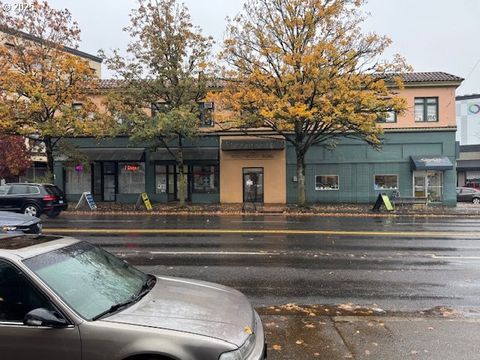 4047 NE BROADWAY ST Portland OR 97232