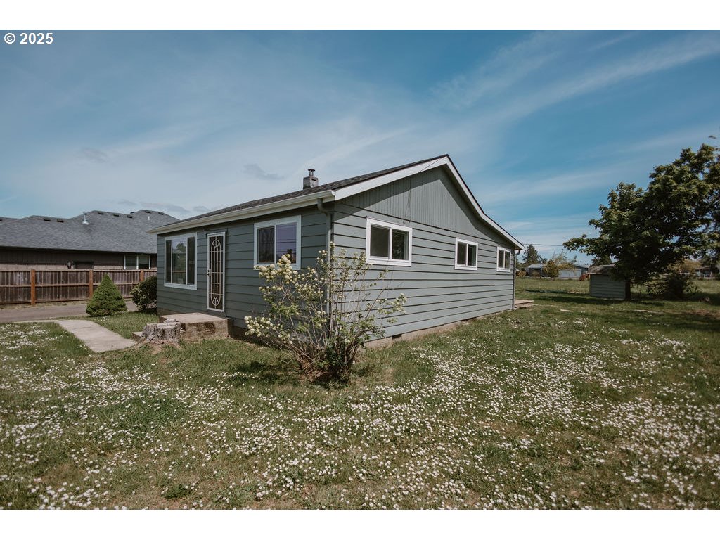 82877 BUTTE RD