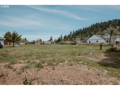 Tiny photo for 82877 Butte Rd, Creswell, OR 97426 (MLS # 783795574)