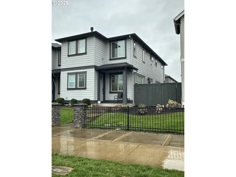 8165 SE VERMONT ST Hillsboro OR 97123