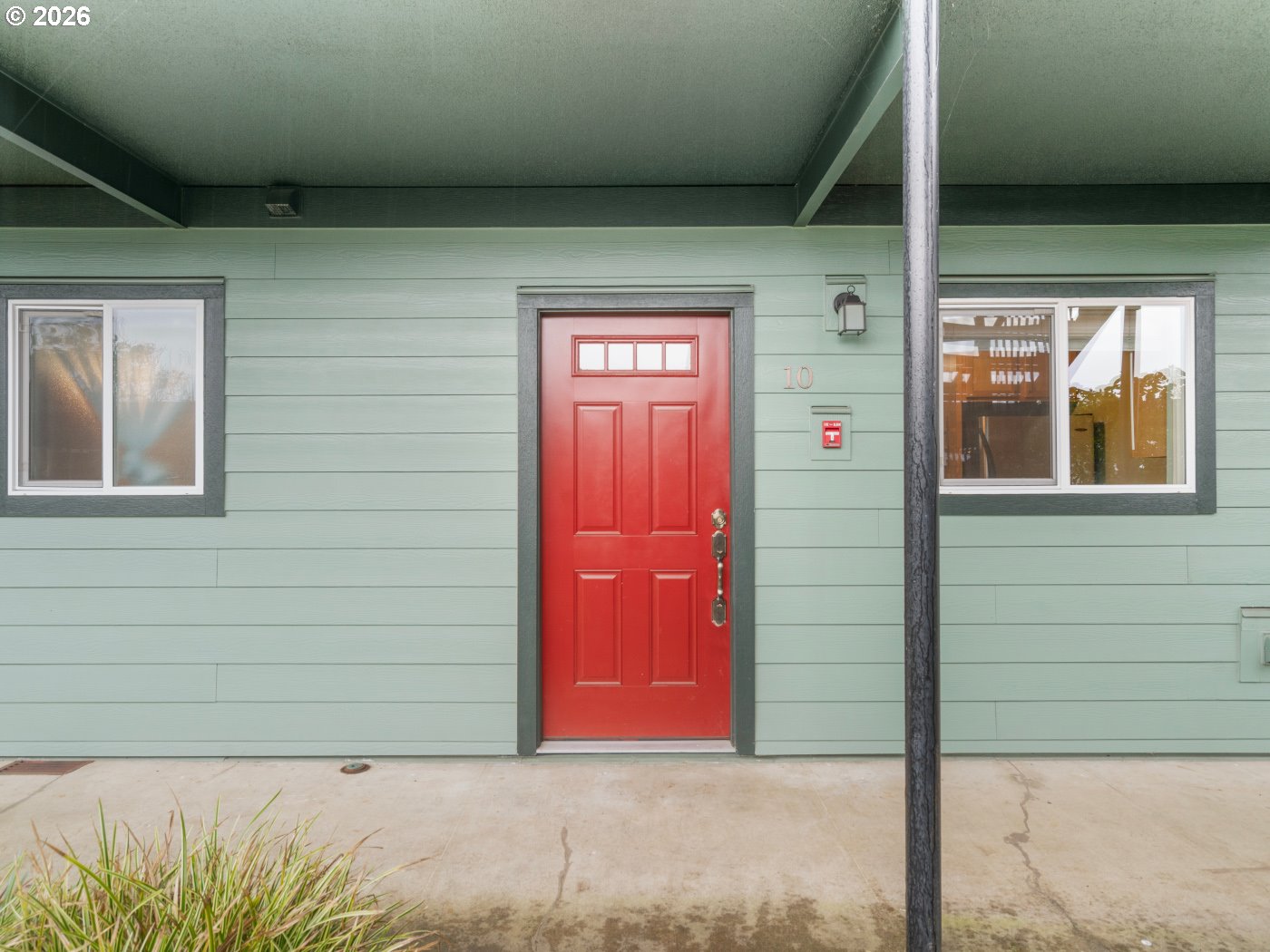 9333 N LOMBARD ST 10