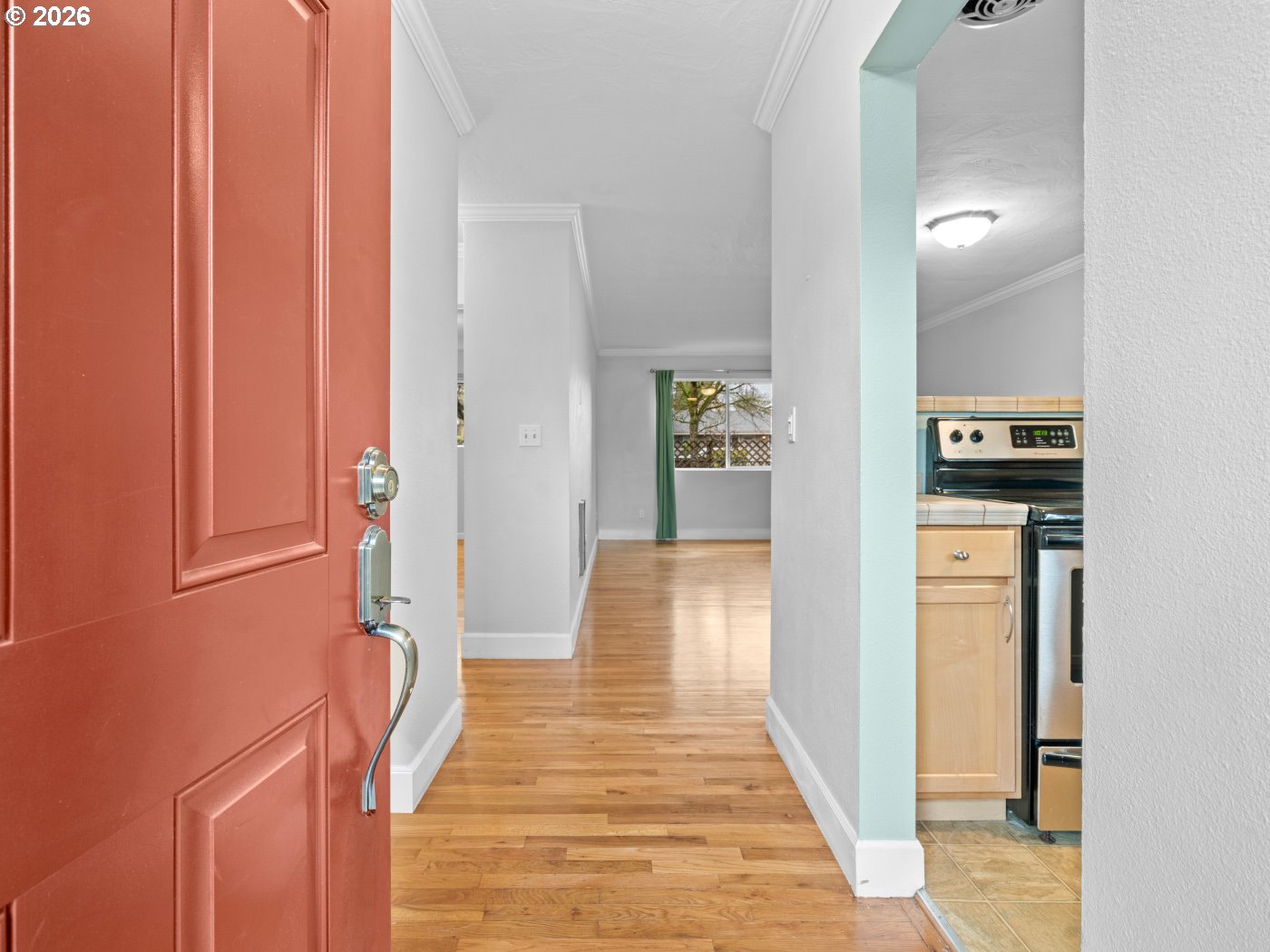 9333 N LOMBARD ST 10