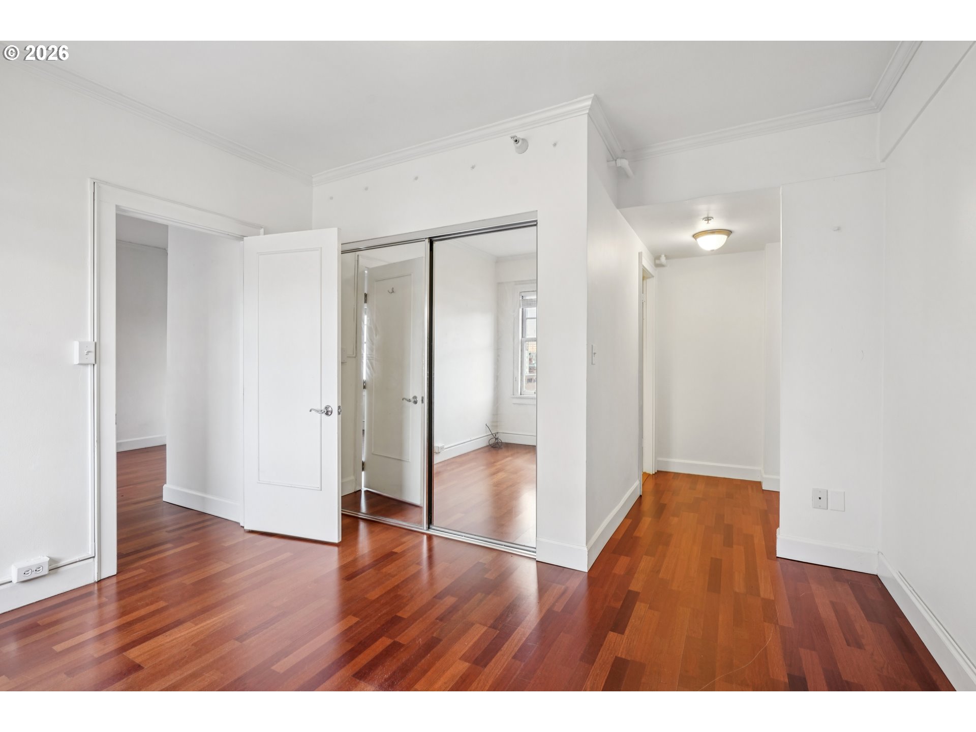 1005 SW PARK AVE 703