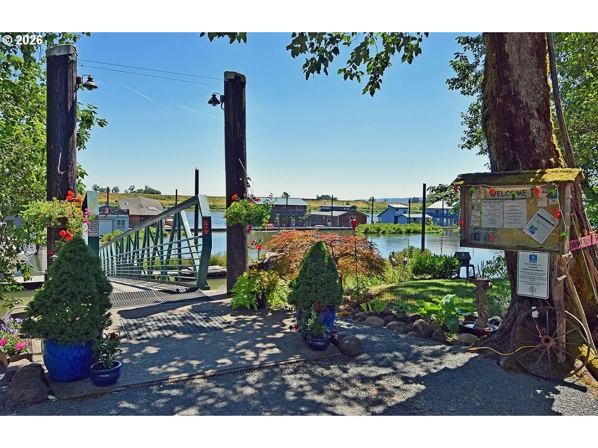 27448 NW SAINT HELENS RD 350