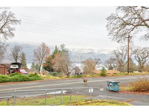 A home in The Dalles