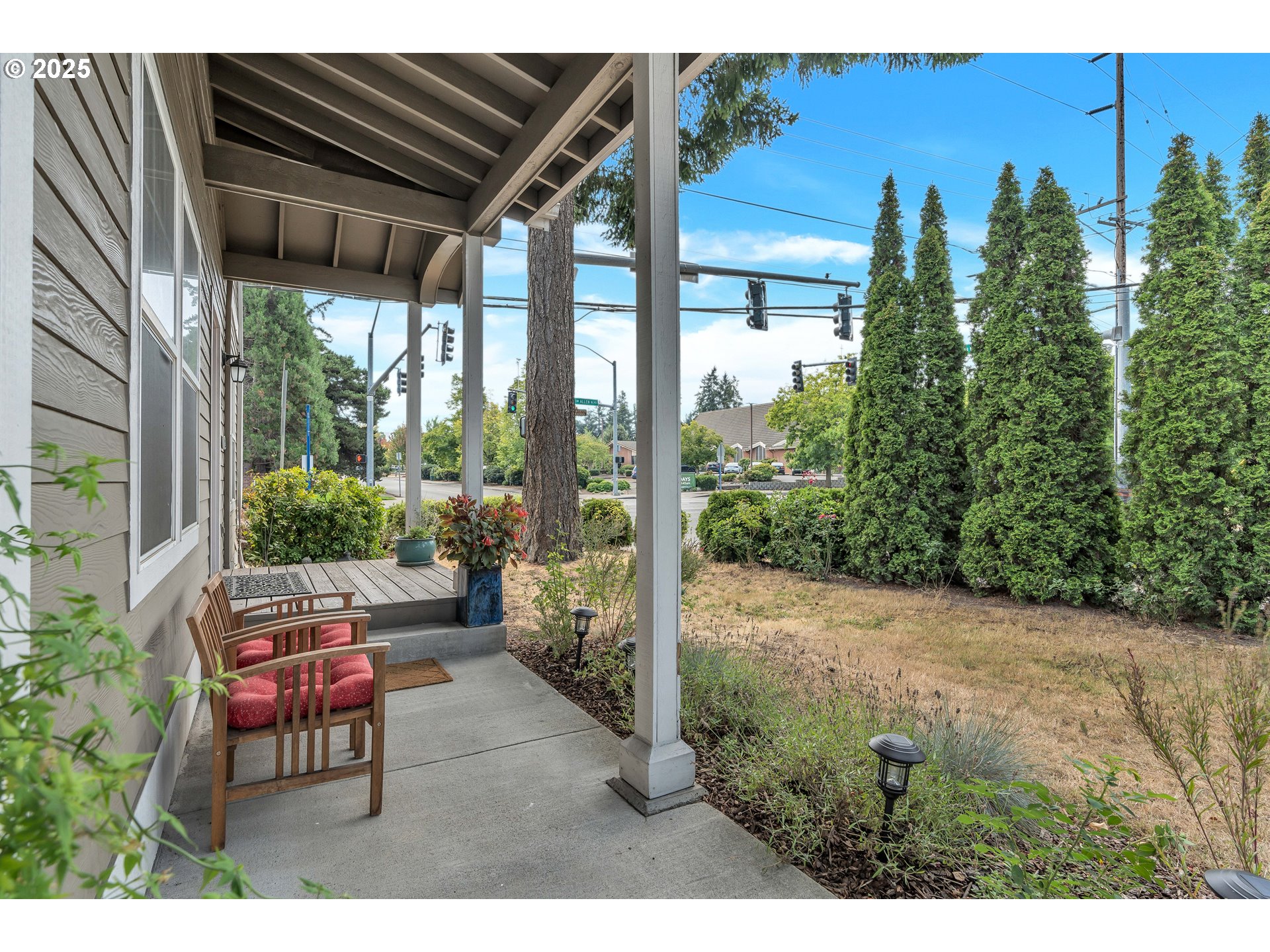 5990 SW MENLO DR