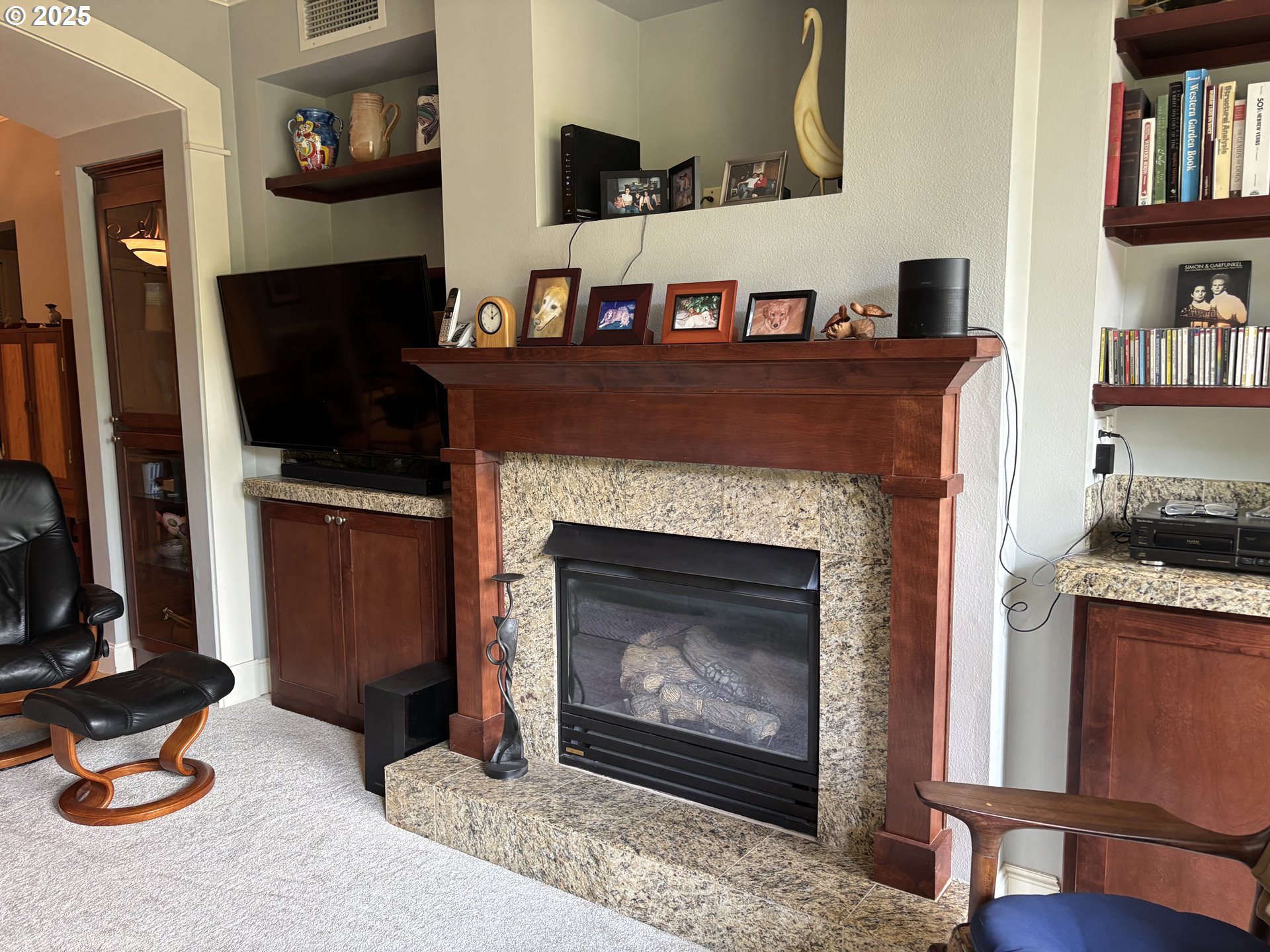 196 SE SPOKANE ST 106