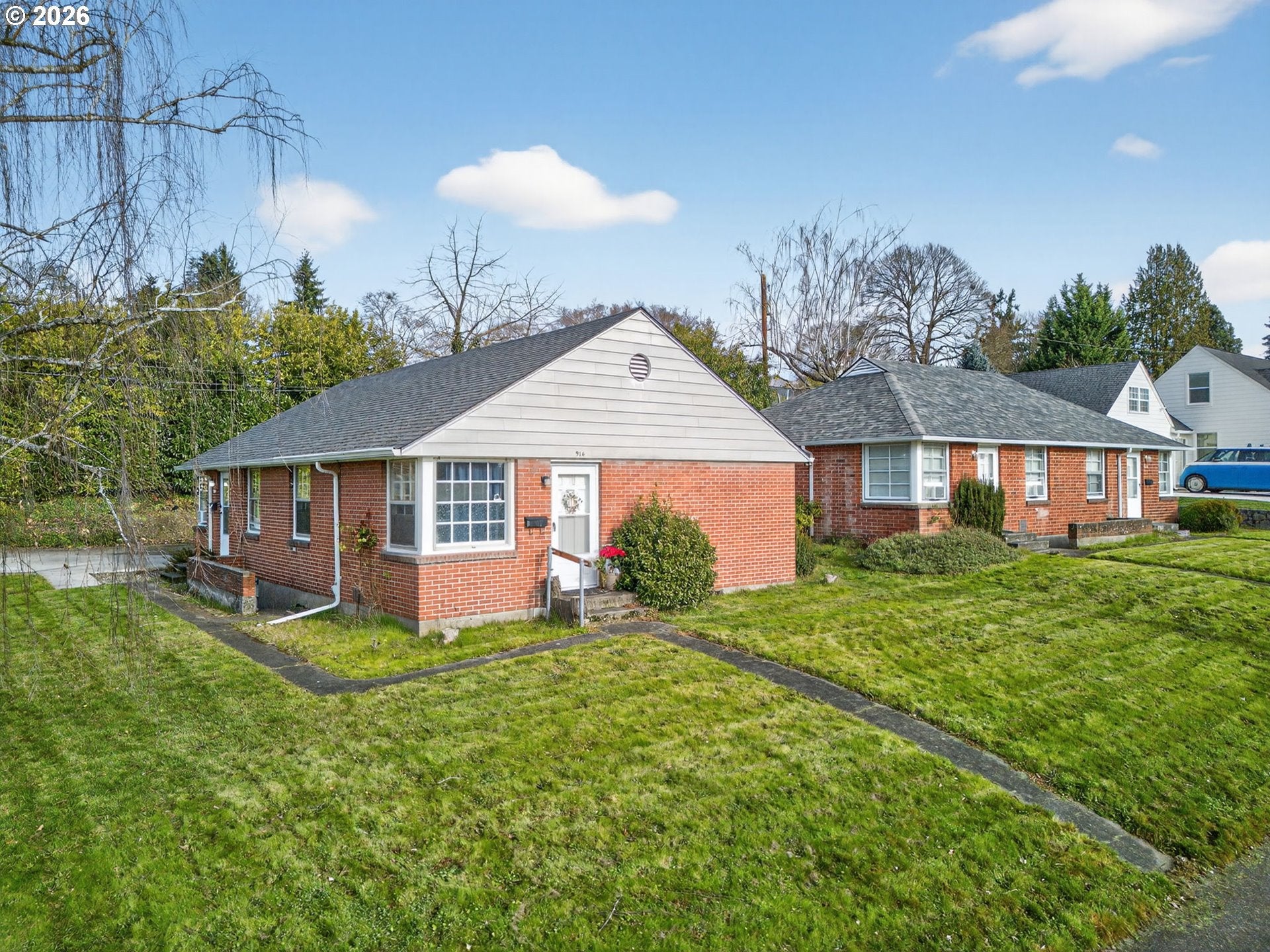 Photo 1 of 48 — 914 W 39TH ST, Vancouver, WA 98660