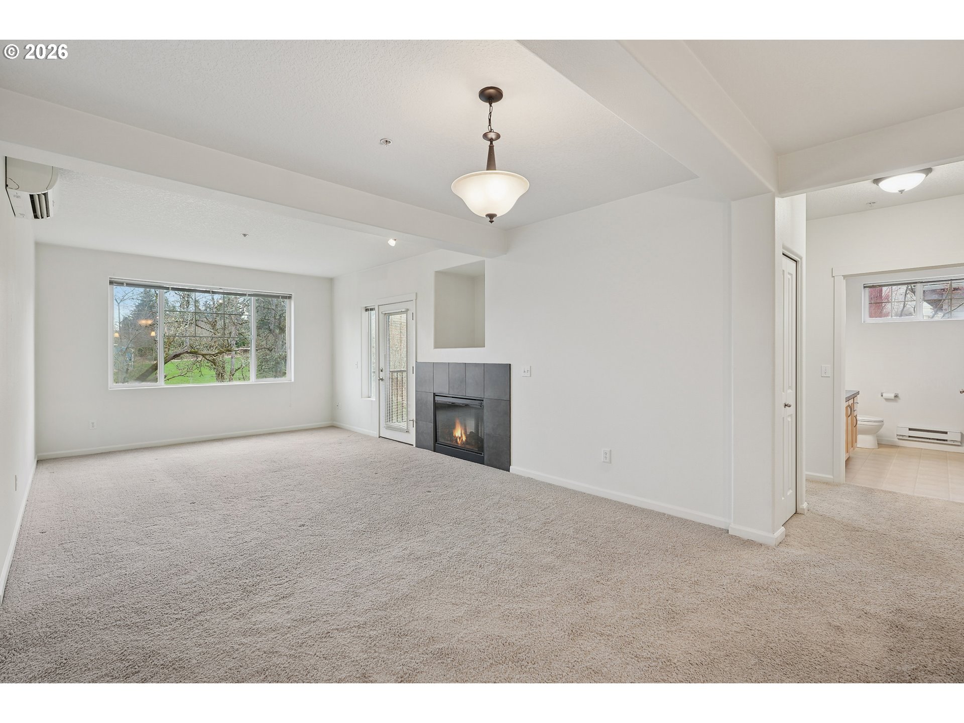 595 NW LOST SPRINGS TER 204