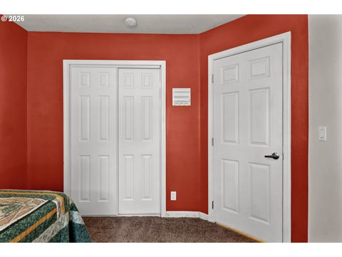 Tiny photo for 76554 Bobbe Way, Oakridge, OR 97463 (MLS # 423002178)