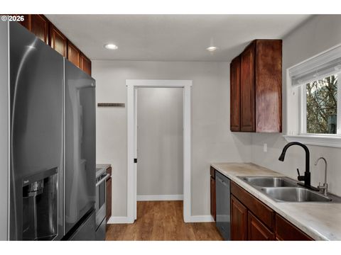 Tiny photo for 76554 Bobbe Way, Oakridge, OR 97463 (MLS # 423002178)