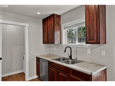 Tiny photo for 76554 Bobbe Way, Oakridge, OR 97463 (MLS # 423002178)