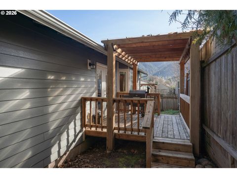 Tiny photo for 76554 Bobbe Way, Oakridge, OR 97463 (MLS # 423002178)