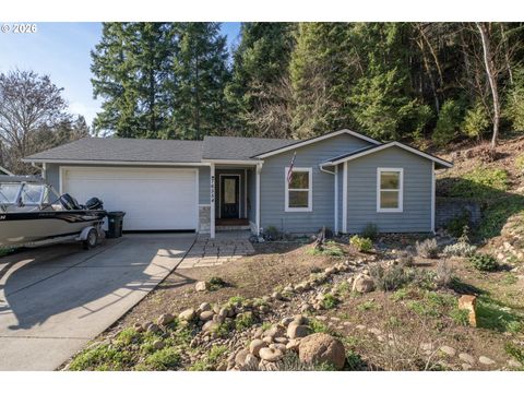 Photo of 76554 Bobbe Way, Oakridge, OR 97463 (MLS # 423002178)