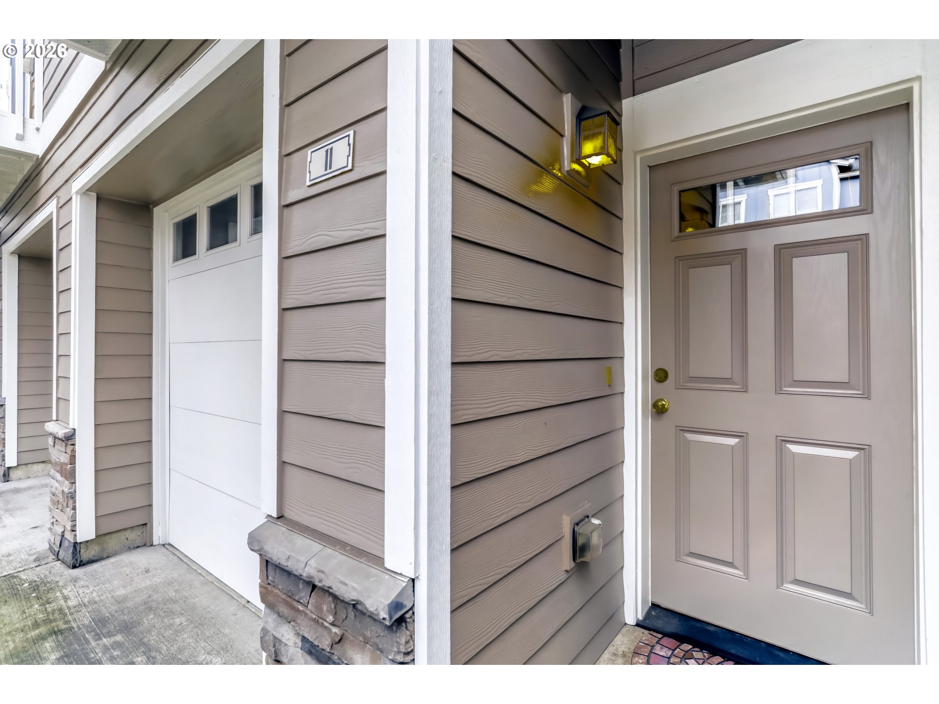 18465 SW STEPPING STONE DR 11