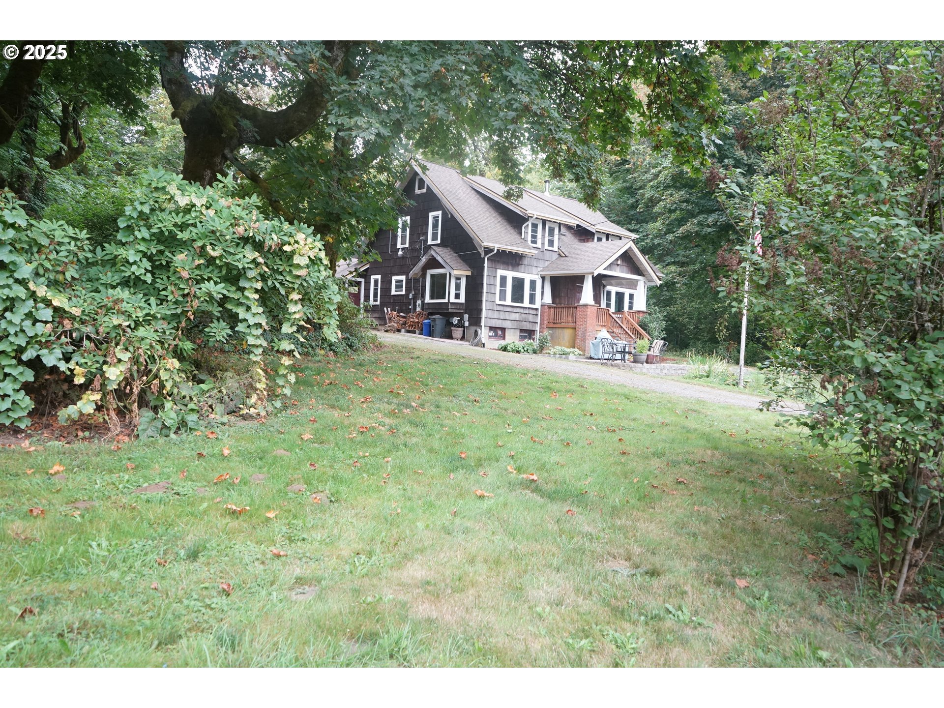 41300 E LARCH MOUNTAIN RD