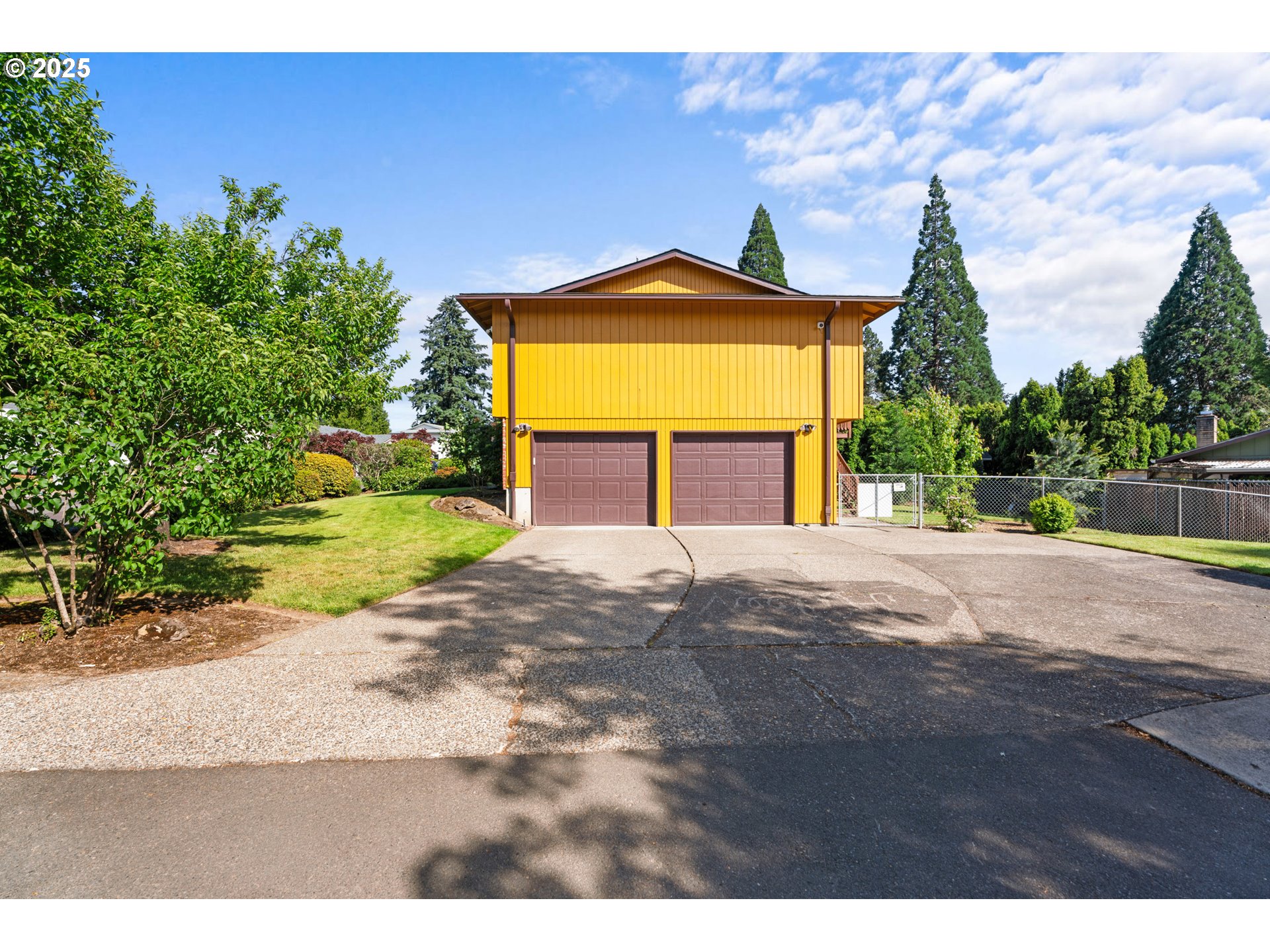 18345 CHRIS CT