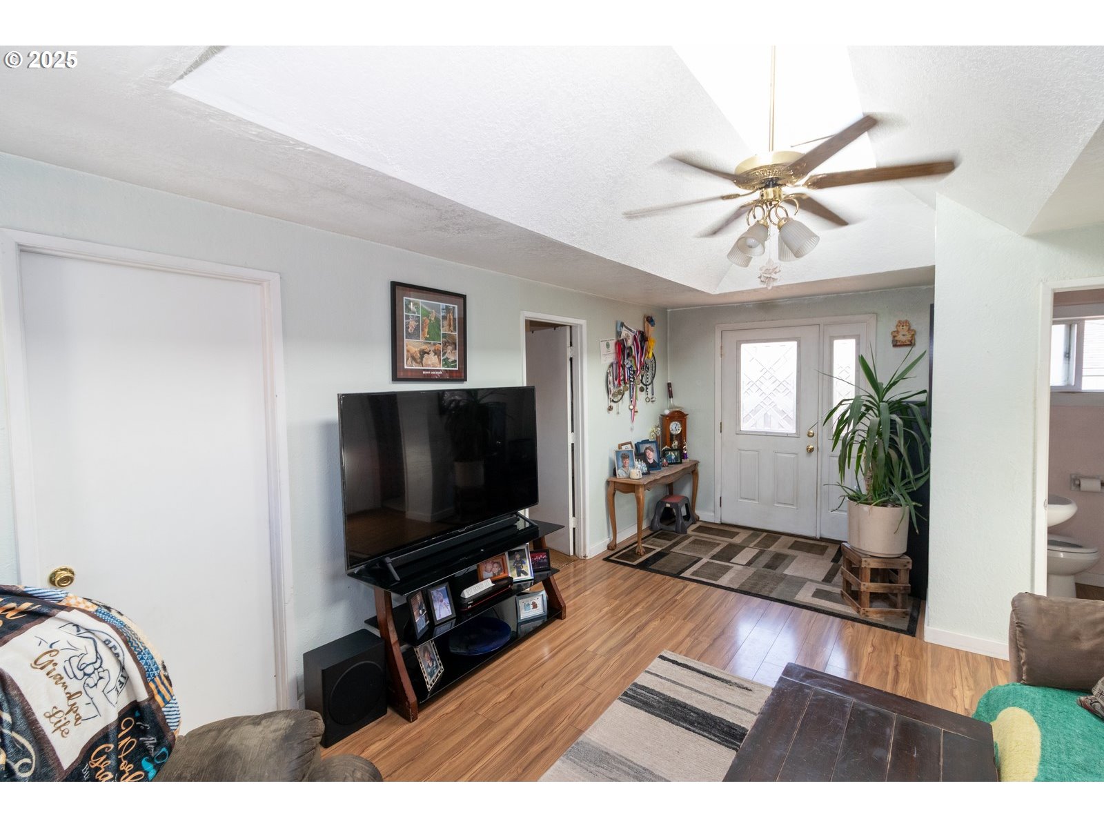 Florence, Oregon 97439, United States, 2 Bedrooms Bedrooms, ,1 BathroomBathrooms,Residential,Pending,251862