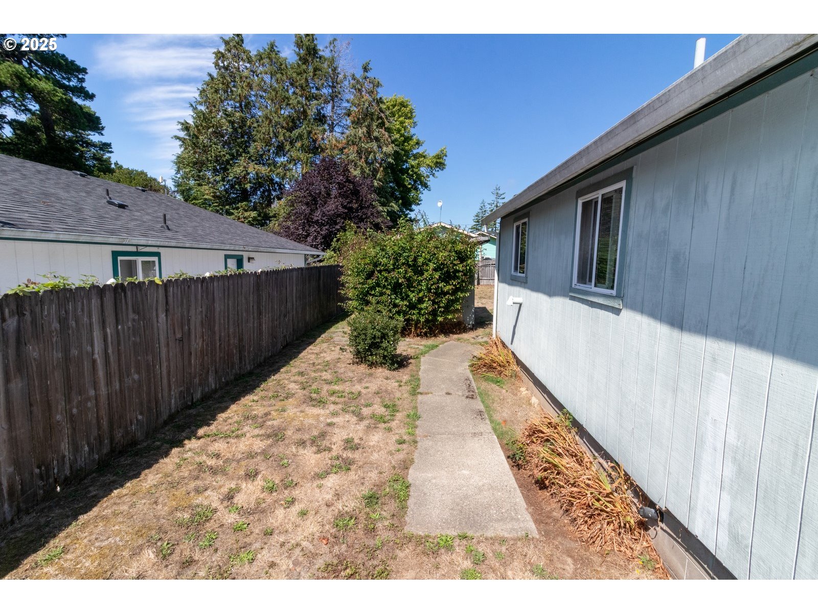 Florence, Oregon 97439, United States, 2 Bedrooms Bedrooms, ,1 BathroomBathrooms,Residential,Pending,251862