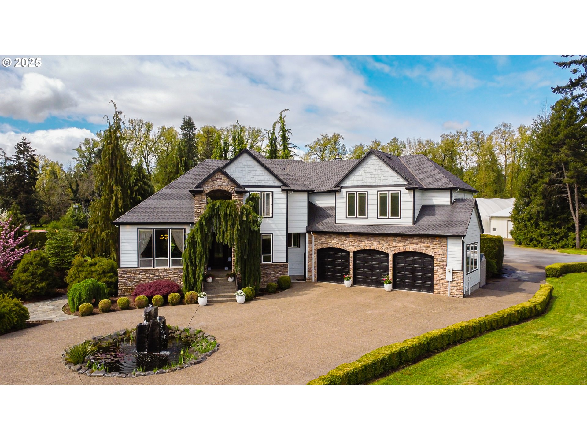 16955 S CLACKAMAS RIVER DR
