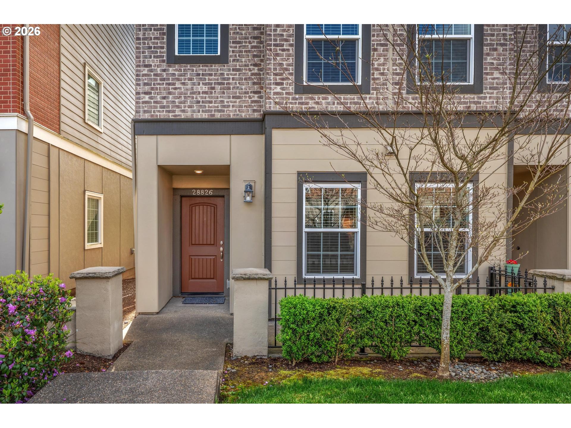 28826 SW VILLEBOIS DR