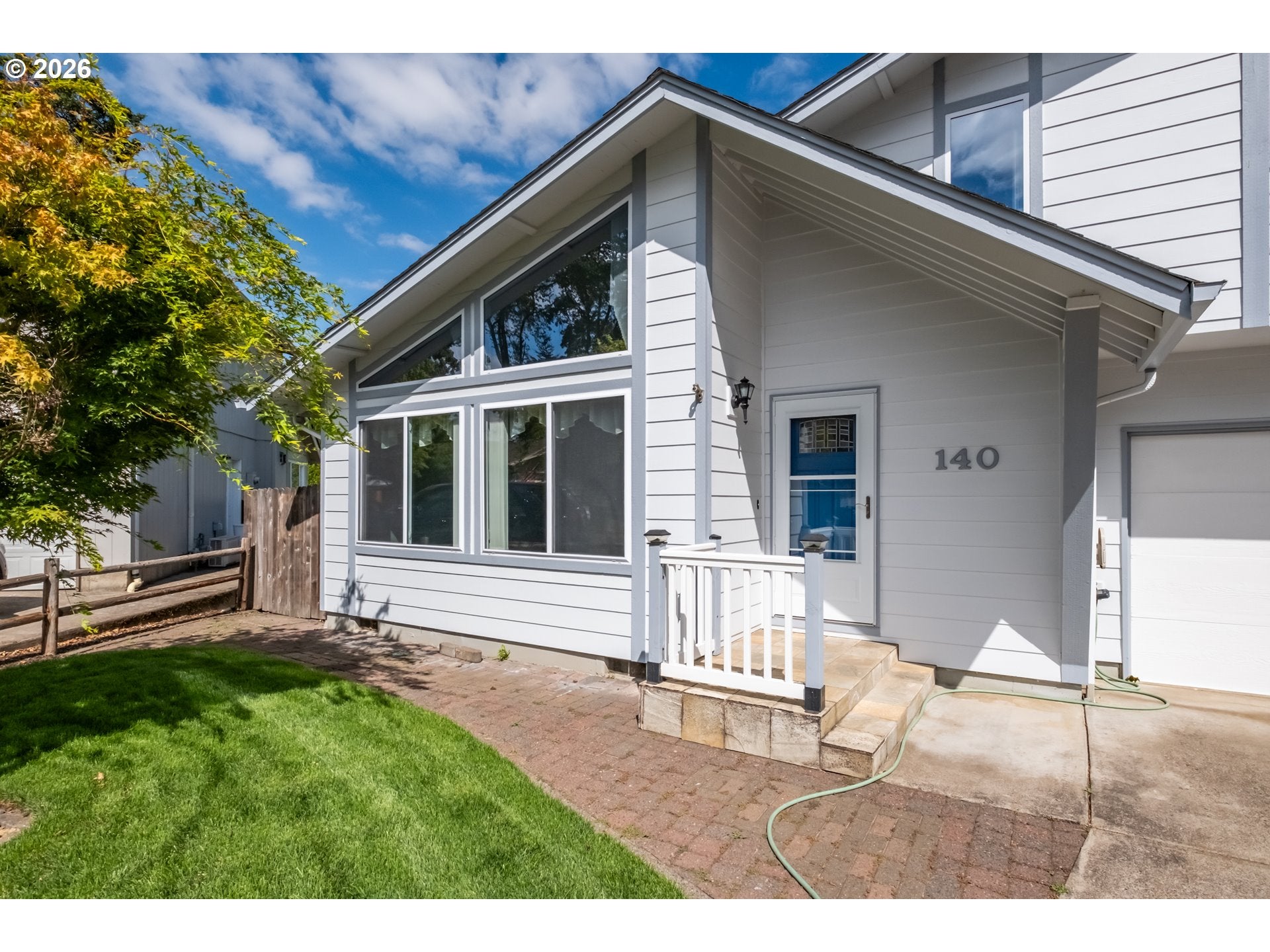 140 SUSAN PL