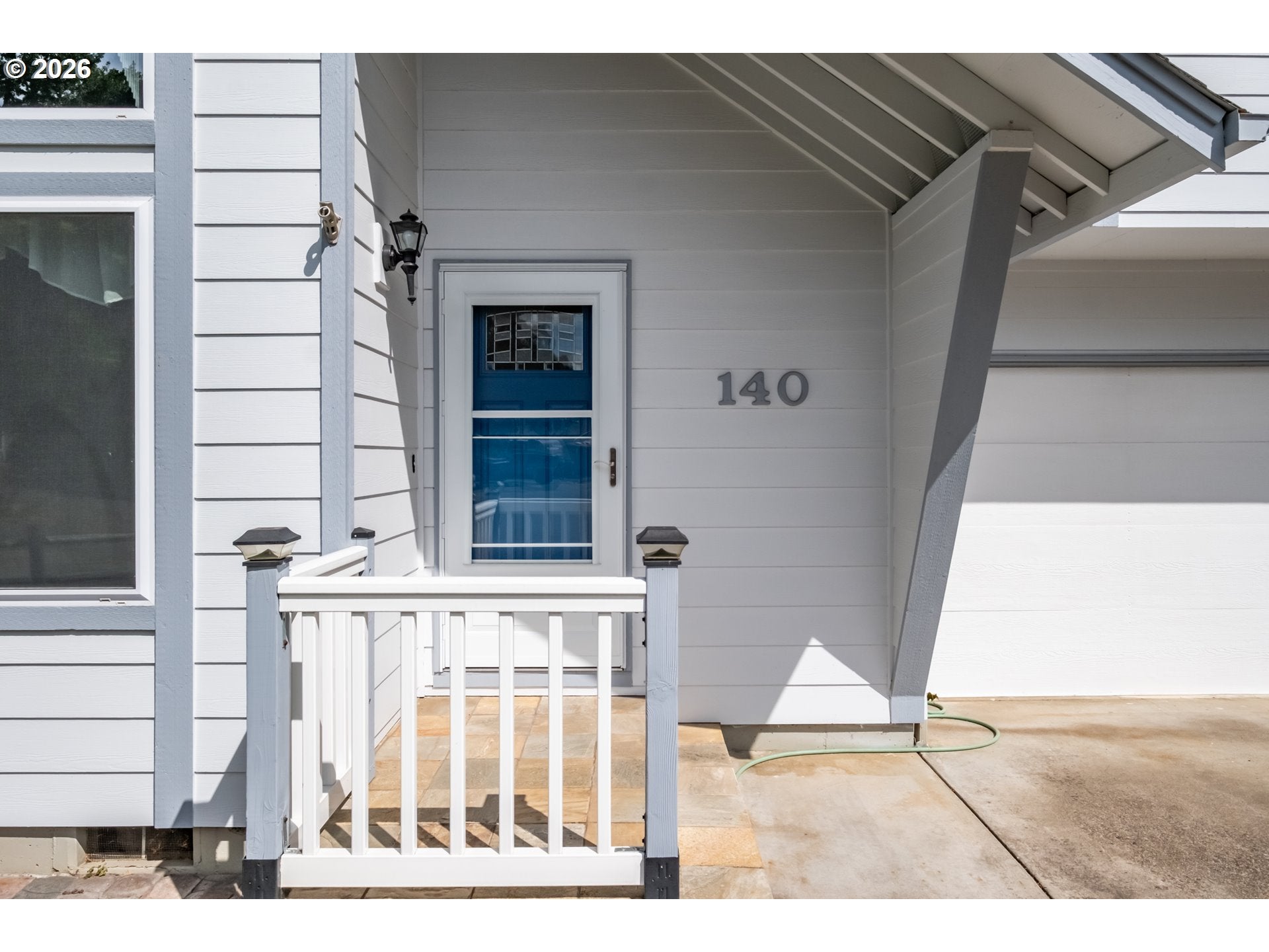 140 SUSAN PL