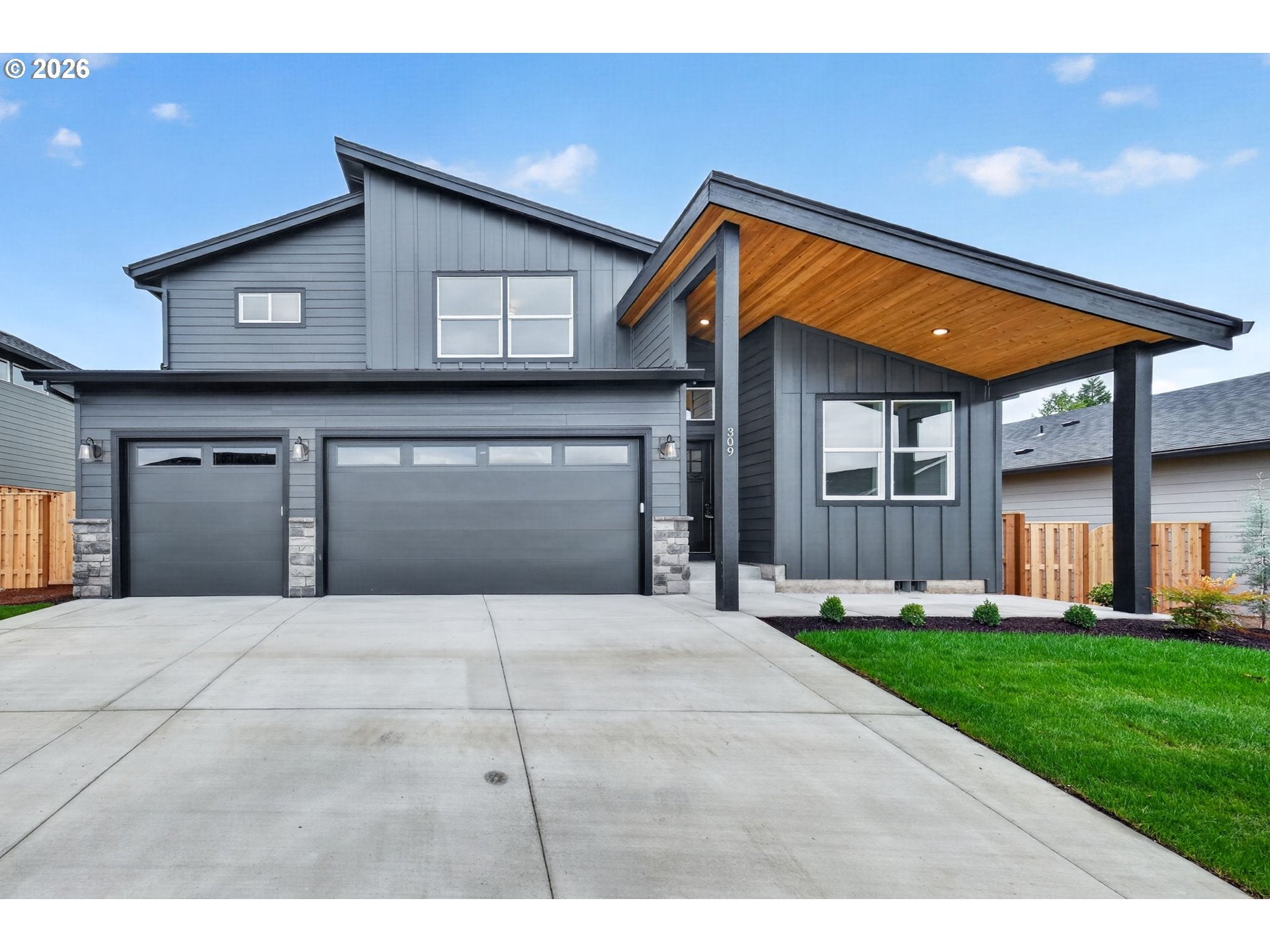 309 E CARIBOU CT 23