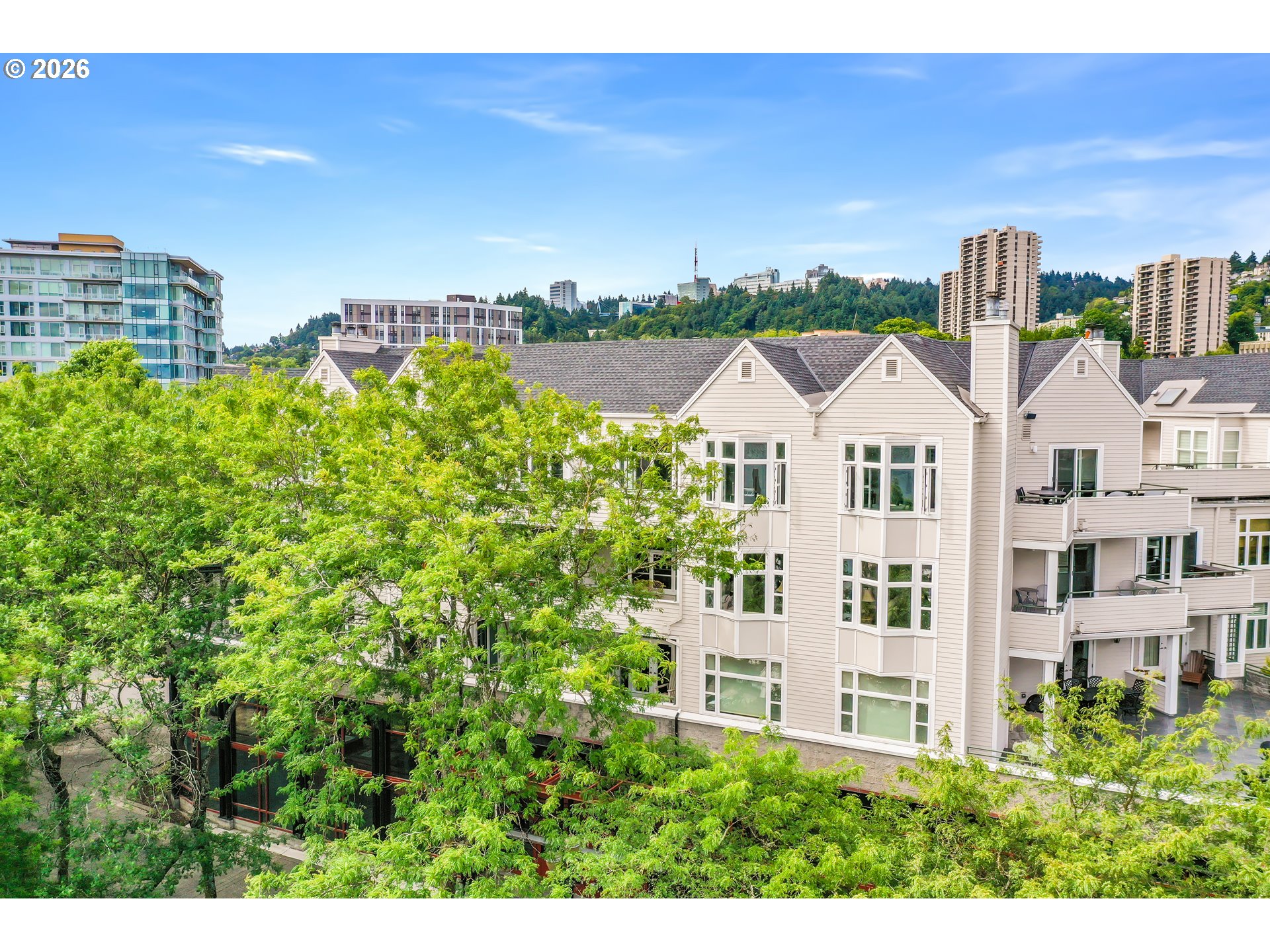 305 S MONTGOMERY ST 409