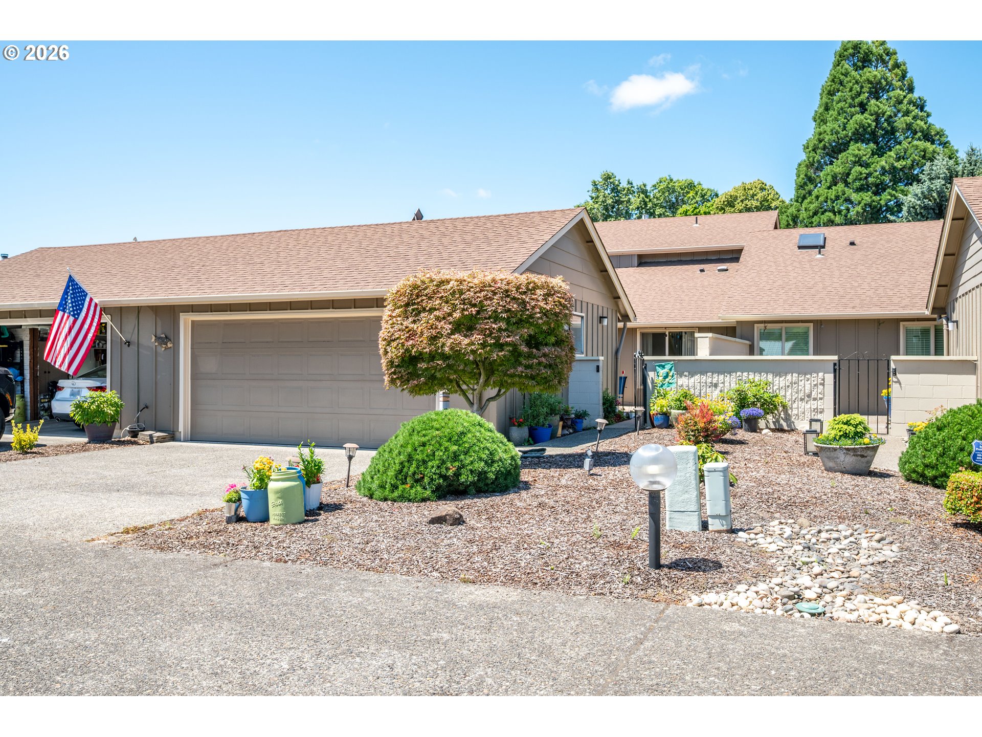 575 PEARDALE LN 11
