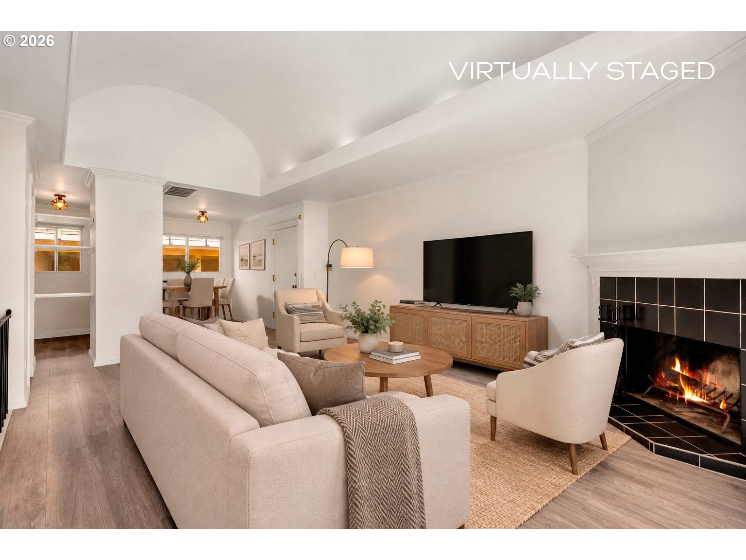 851 SW BROADWAY DR 52