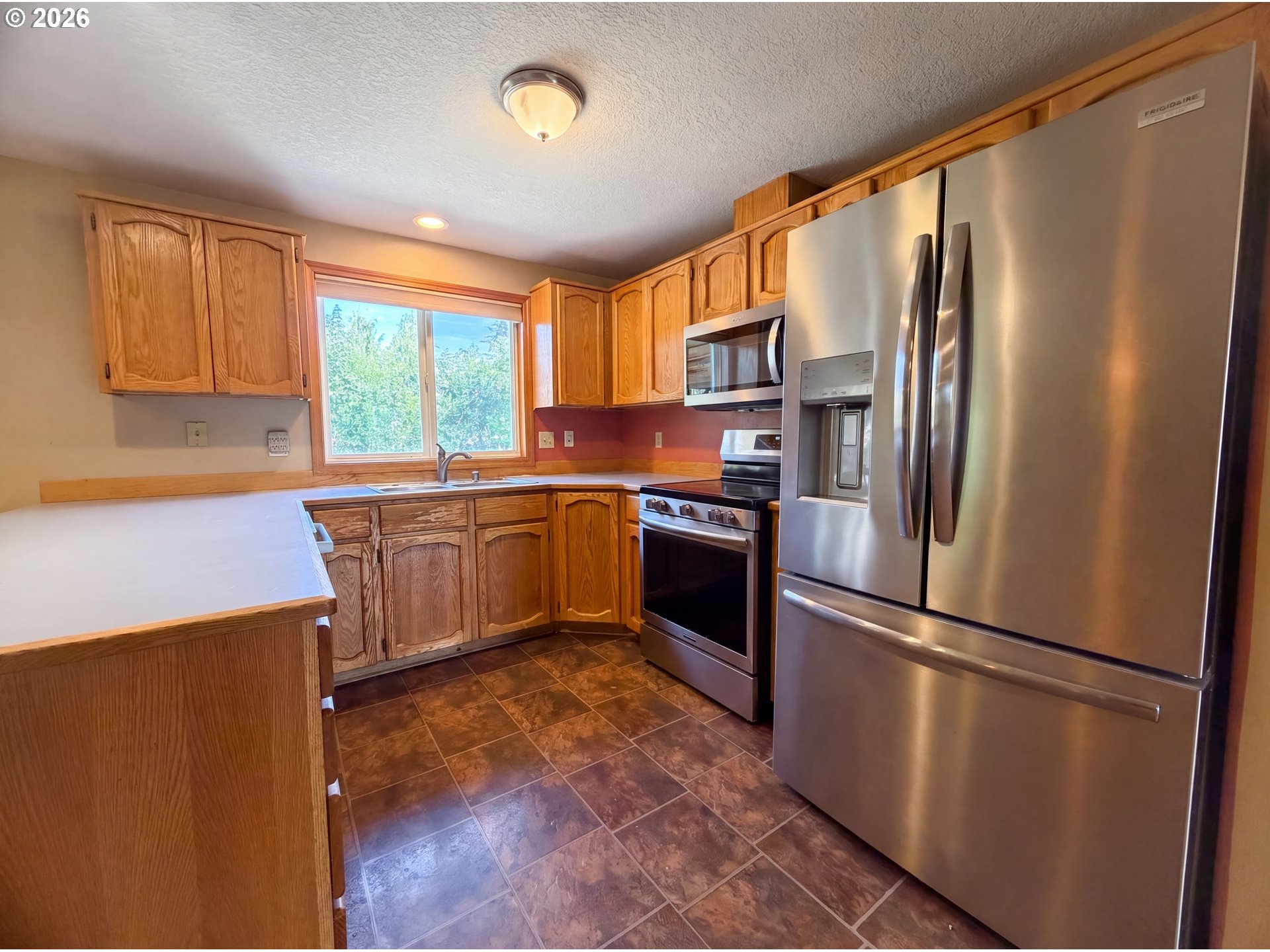 7201 NE 102ND CT