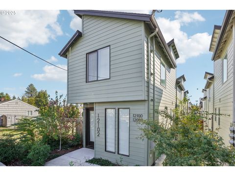 12098 SE PINE ST Portland OR 97216