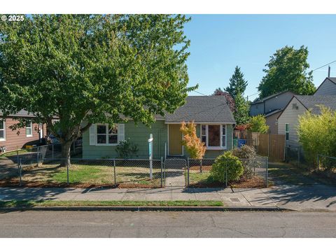 6124 SE 72ND AVE Portland OR 97206