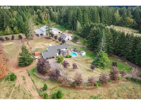 25776 S HIGHWAY 211 Estacada OR 97023