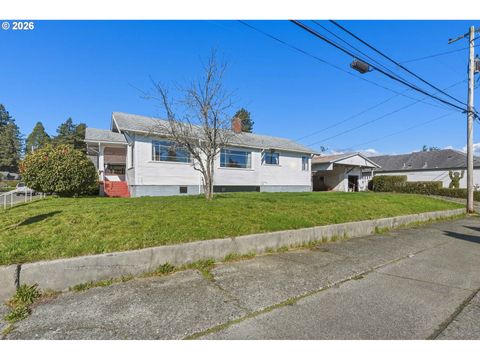 1489 UNION AVE North Bend OR 97459