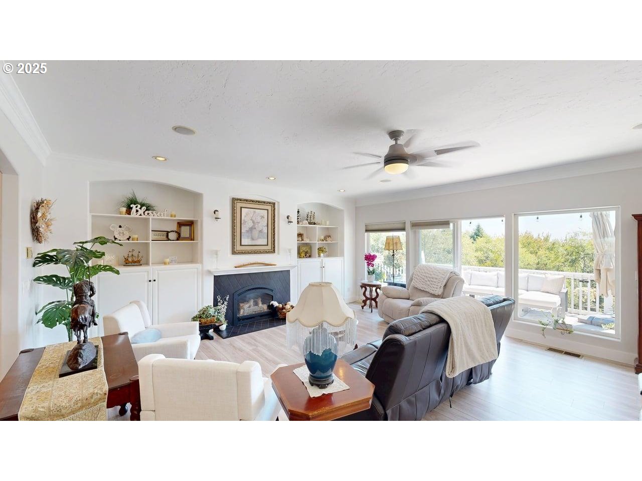 861 JODEE LN