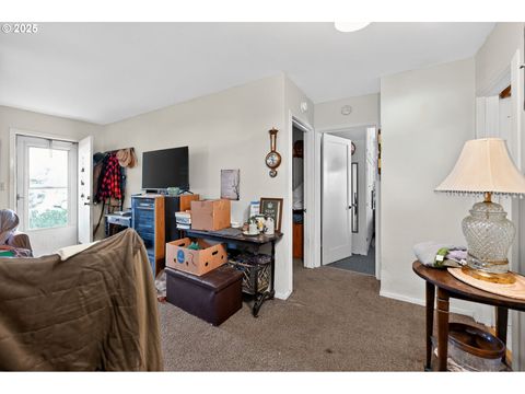 Tiny photo for 48386 Jasper Dr, Oakridge, OR 97463 (MLS # 170107794)