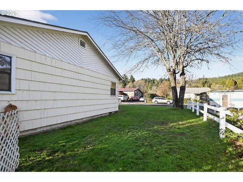 Tiny photo for 48386 Jasper Dr, Oakridge, OR 97463 (MLS # 170107794)
