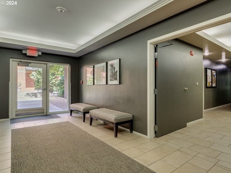 1500 SW PARK AVE 206