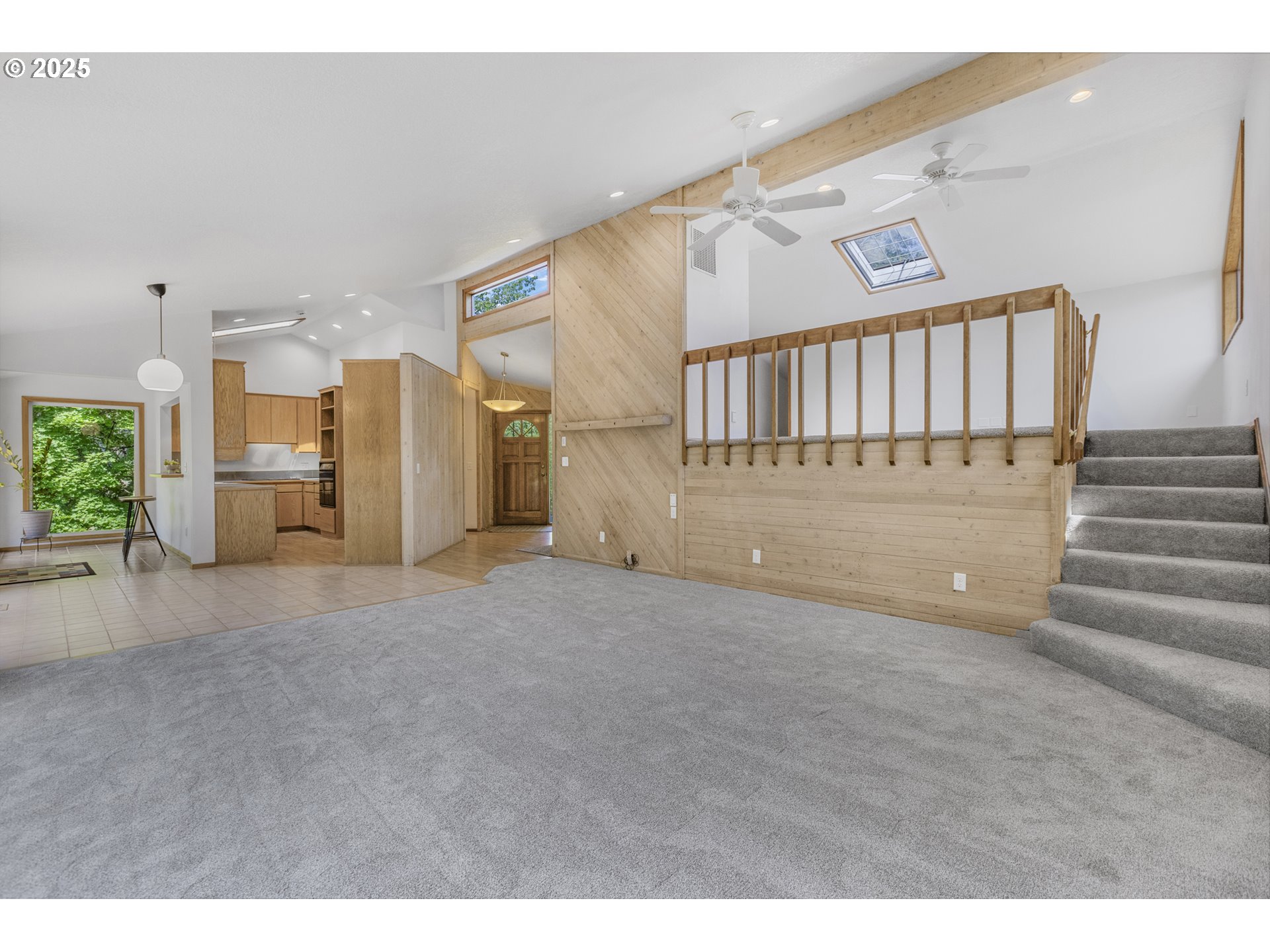 Cottage Grove, Oregon 97424, United States, 3 Bedrooms Bedrooms, ,3 BathroomsBathrooms,Residential,Active,151897