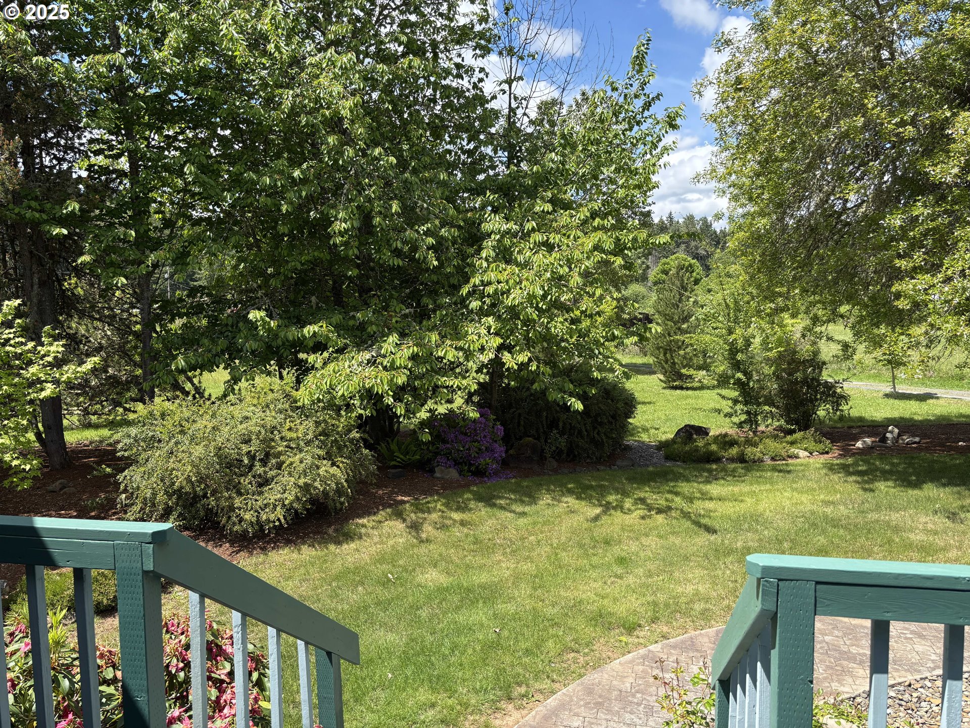 Cottage Grove, Oregon 97424, United States, 3 Bedrooms Bedrooms, ,3 BathroomsBathrooms,Residential,Active,151897