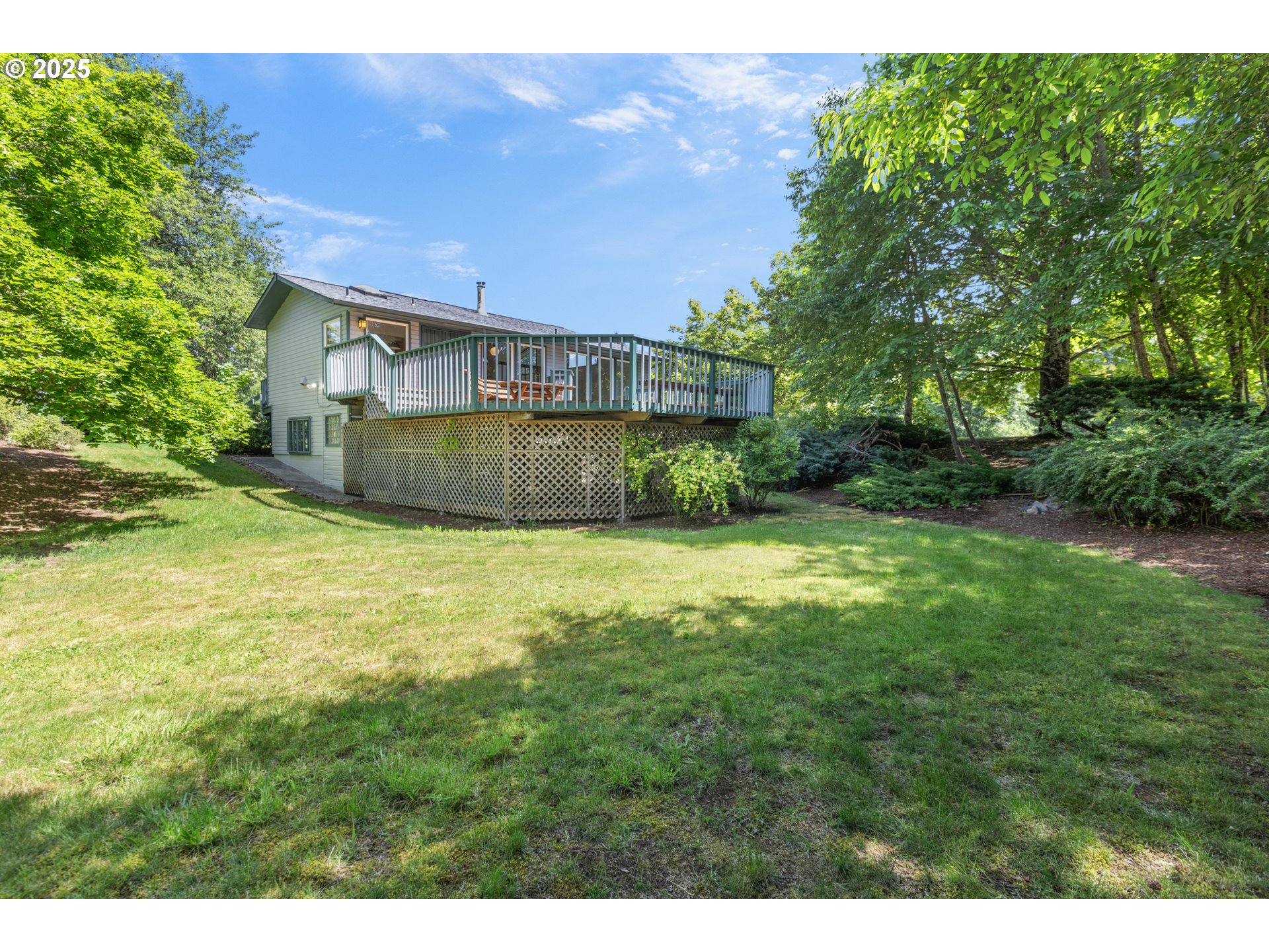 Cottage Grove, Oregon 97424, United States, 3 Bedrooms Bedrooms, ,3 BathroomsBathrooms,Residential,Active,151897