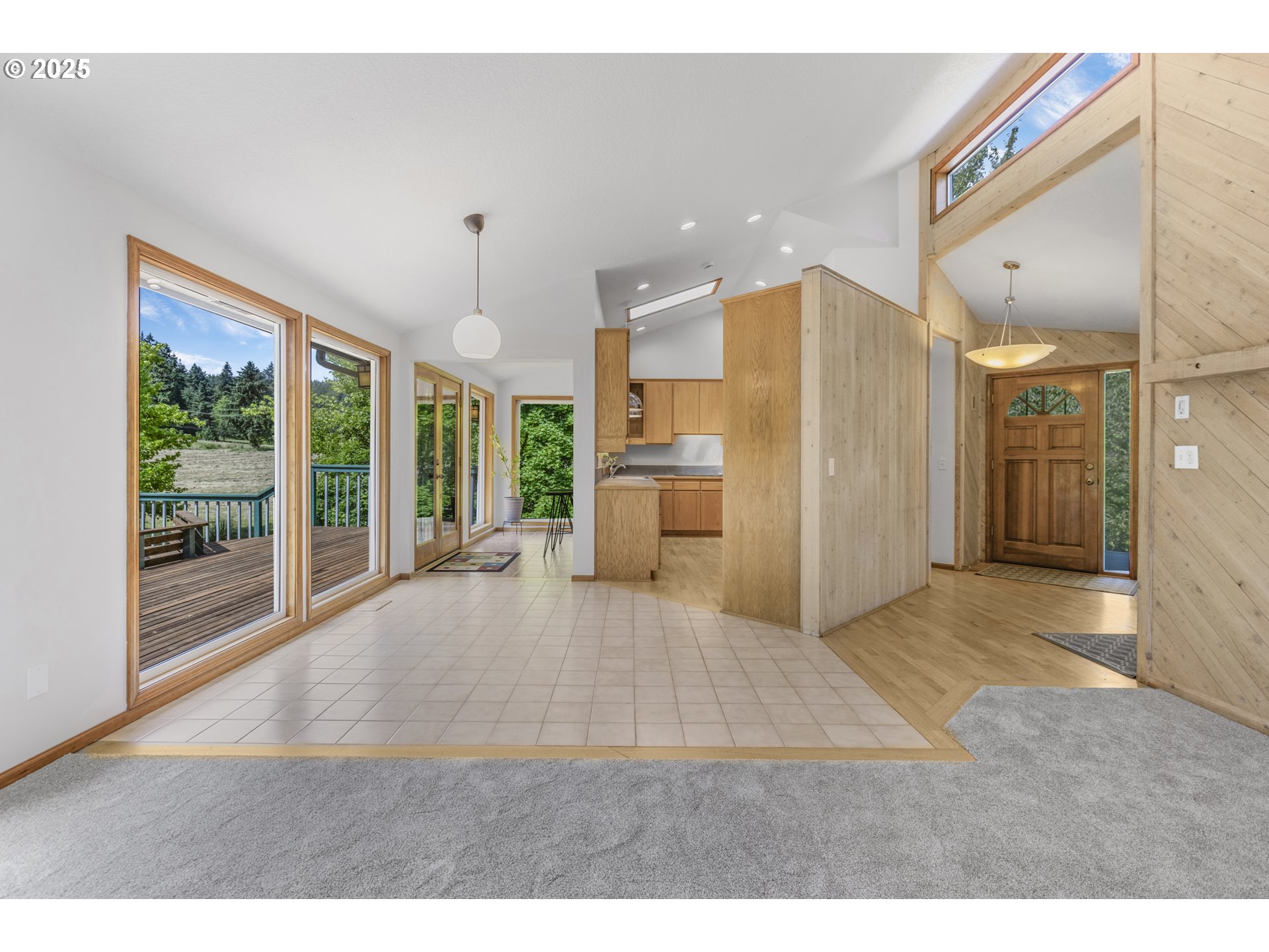 Cottage Grove, Oregon 97424, United States, 3 Bedrooms Bedrooms, ,3 BathroomsBathrooms,Residential,Active,151897