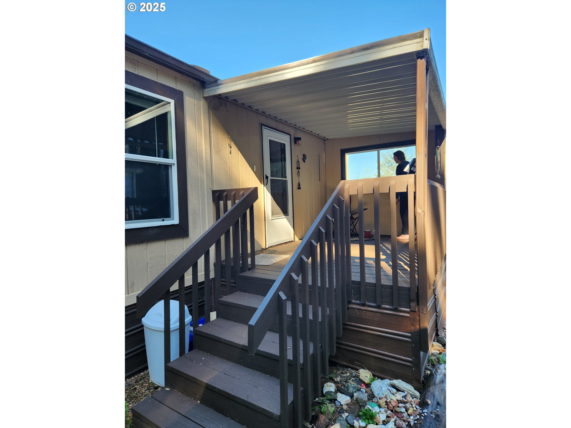 1435 VENTANA CT