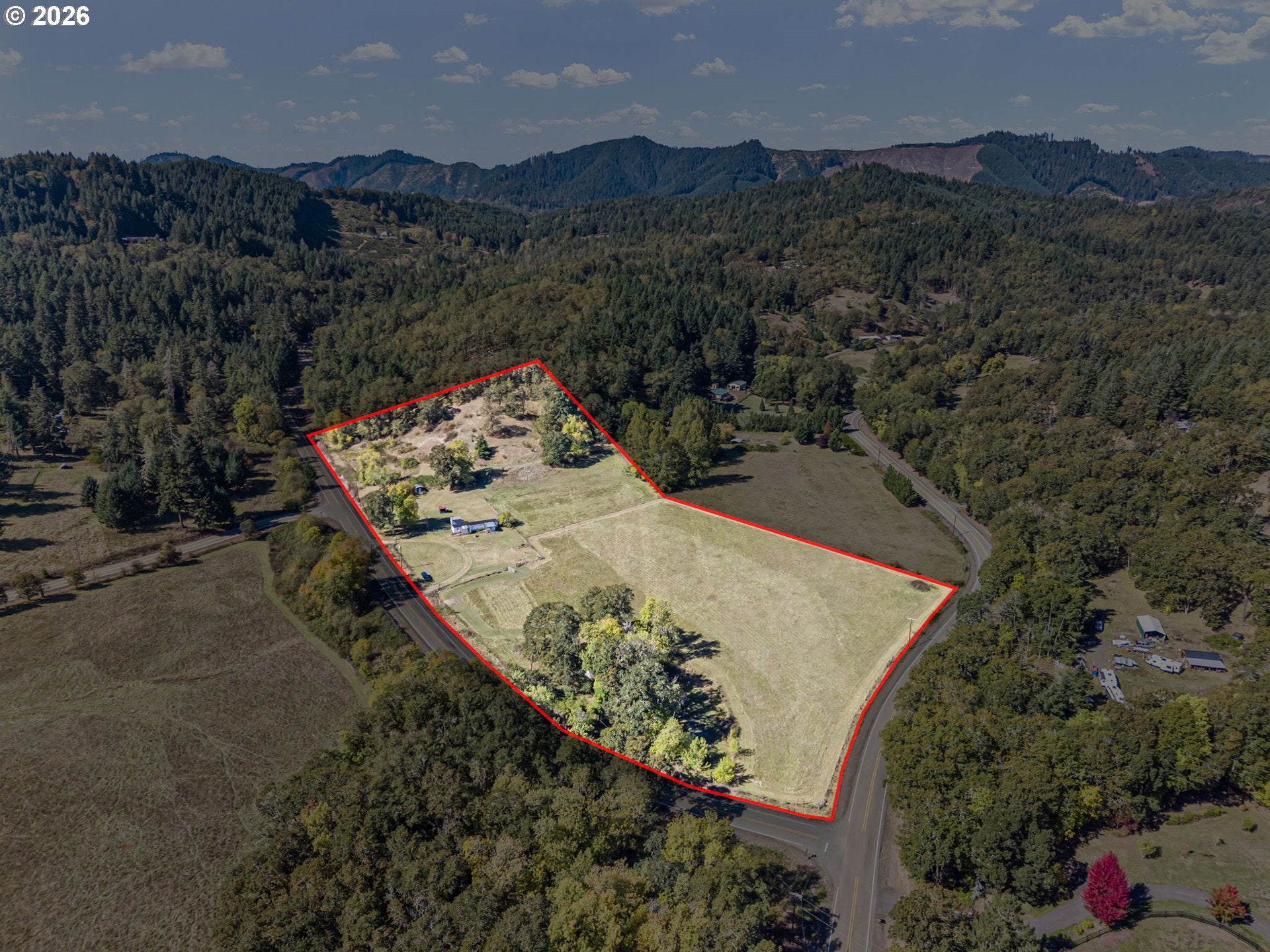 239 INDIAN CREEK DR