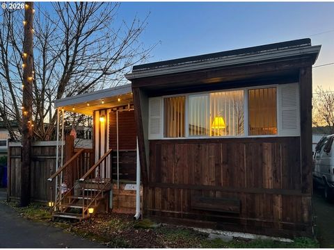 19605 RIVER RD 104 Gladstone OR 97027