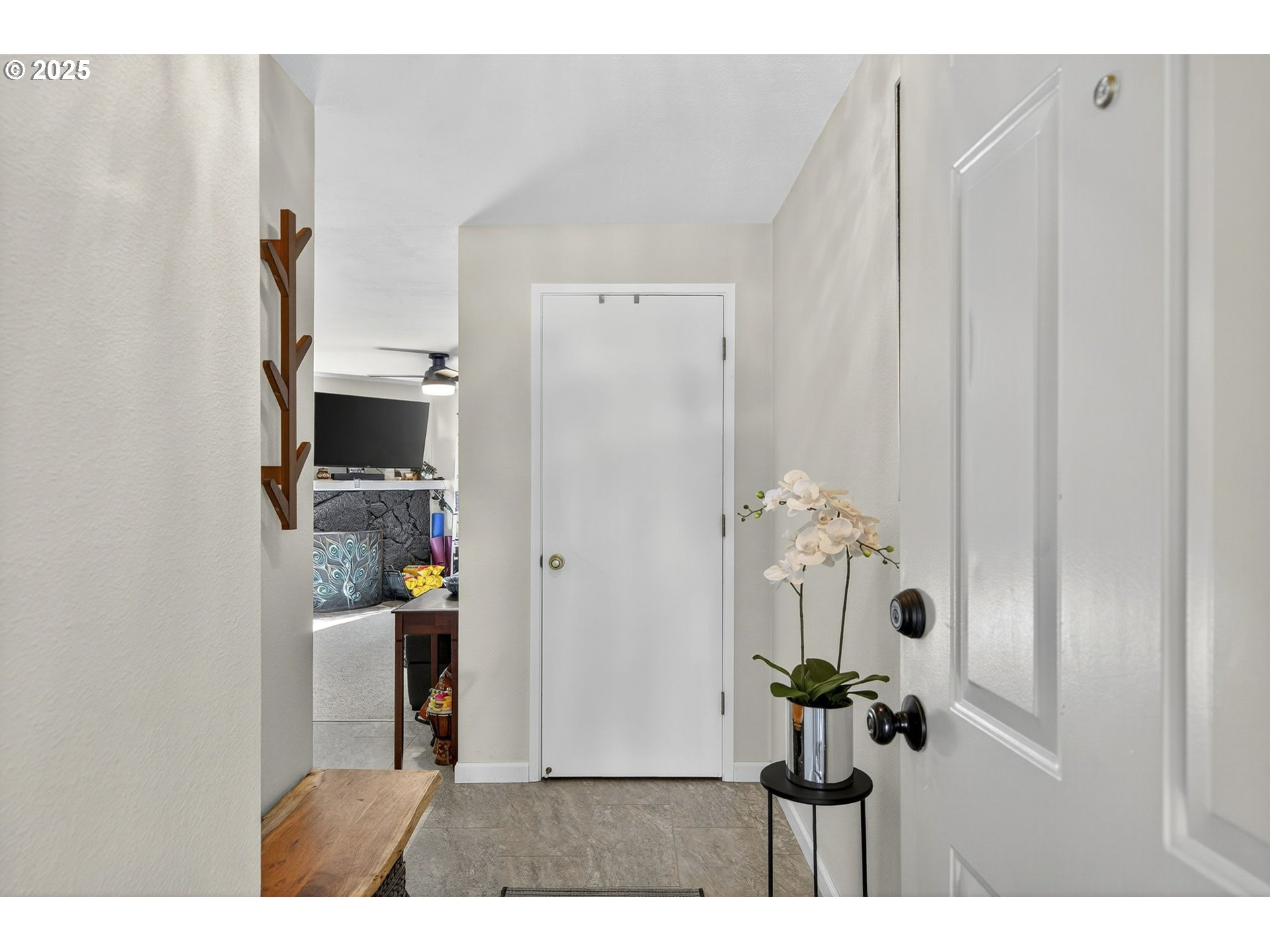 44 EAGLE CREST DR 18