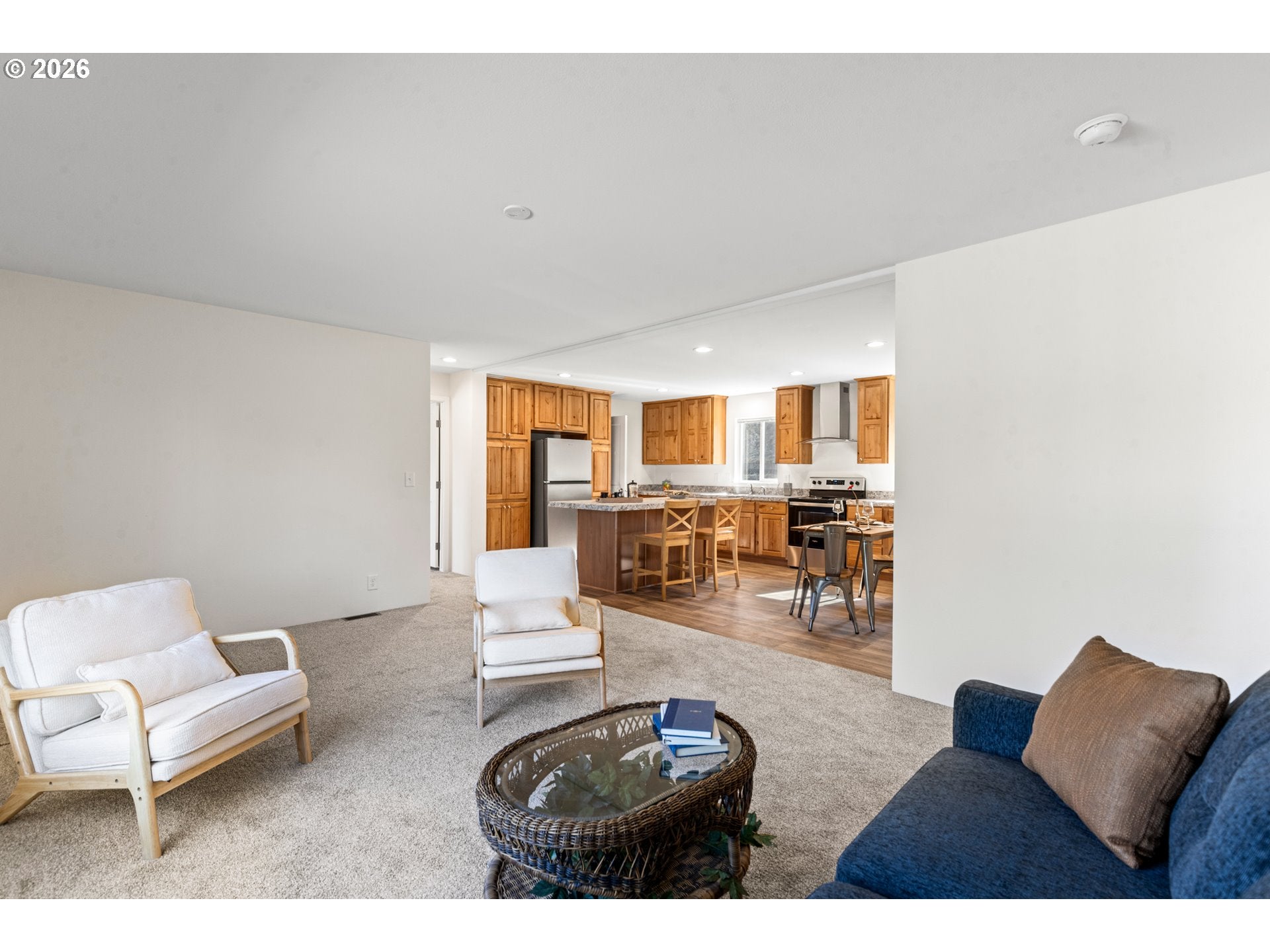 712 NW 6TH ST