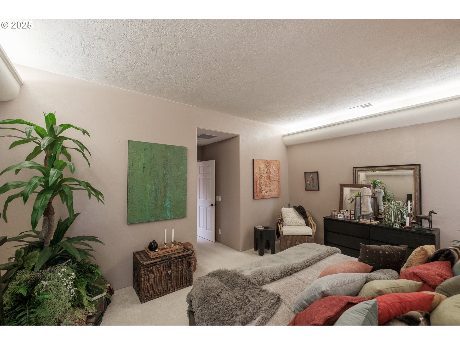 Salem, Oregon 97306, United States, 3 Bedrooms Bedrooms, ,2 BathroomsBathrooms,Residential,Active,120226